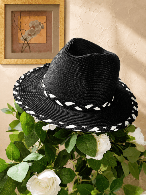 Chapeau country noir à bord large
