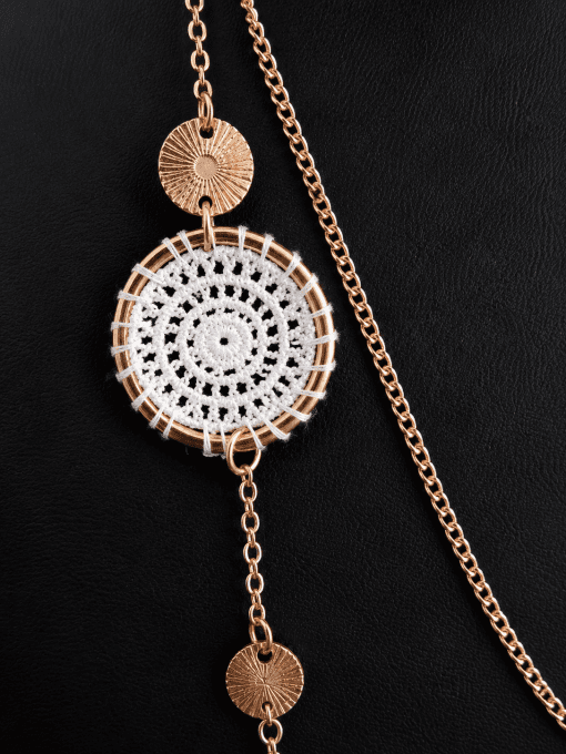 Collier Long Bohème Médaillons Crochet Blanc & Doré