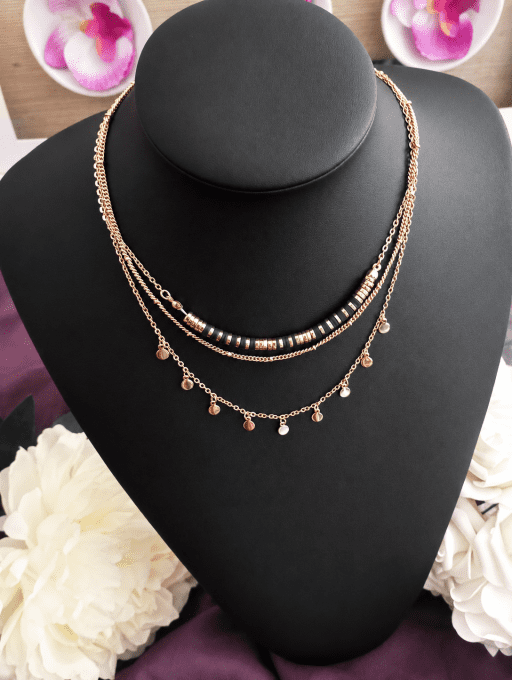 Collier multi-rangs bohème chic doré rose à perles et pampilles