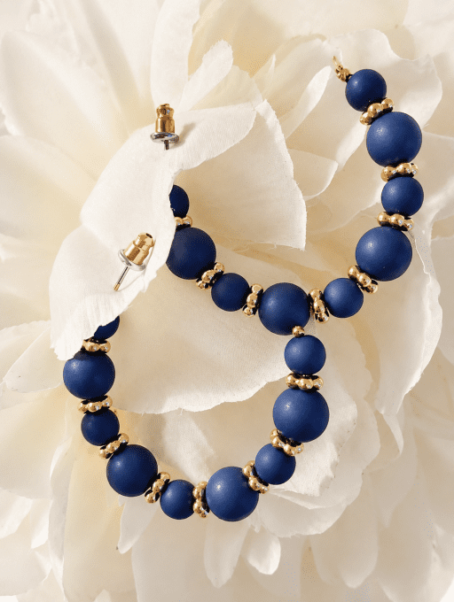Créoles perlées bleu marine mat – Style Bohème Chic