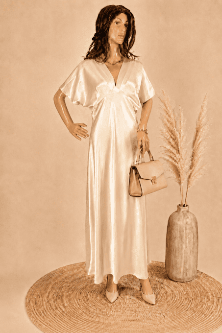 Robe effet satiné manches courtes